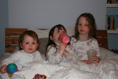 Bed Time Sisters