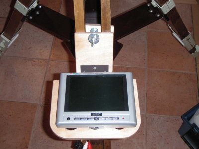 LCD monitor