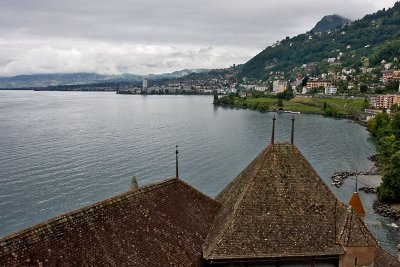 Montreux to the north