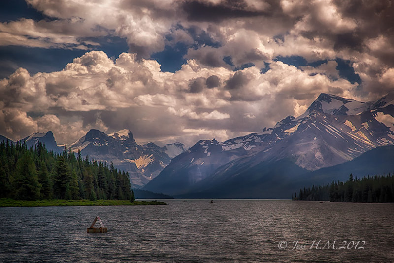 Maligne Lake