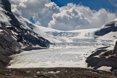 Athabasca Glacier and Columbia Icefield. closer view