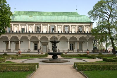 Prague, Pavillon d't royal.jpg