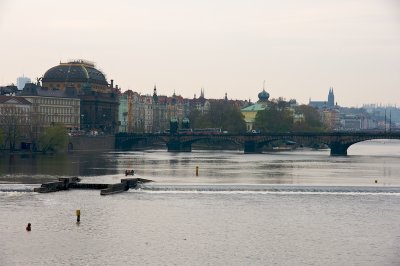 Prague, Vltava depuis le Pont Charles.jpg
