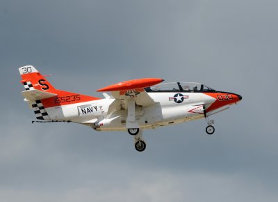 Rockwell T-2B Buckeye ( N27WS )