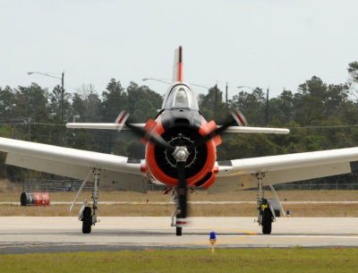 North American T-28B ( N392W )