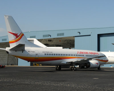 Surinam Airways Boeing 737 ( PZ-TCO )