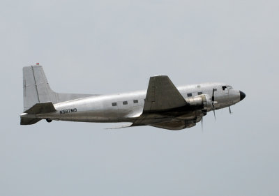 TMF Aircraft Douglas DC-3S ( N587MB )