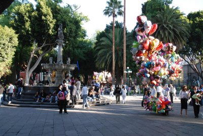 Grand Place de Puebla un dimanche aprs midi...