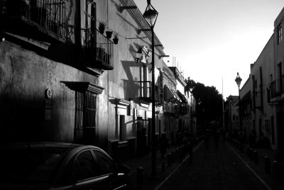Rue de Puebla au coucher du soleil