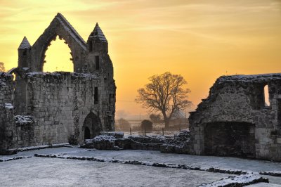 haugmond abbey sunset