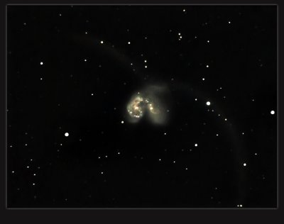 NGC 4038 AND NGC 4039 THE ANTENNA GALAXY