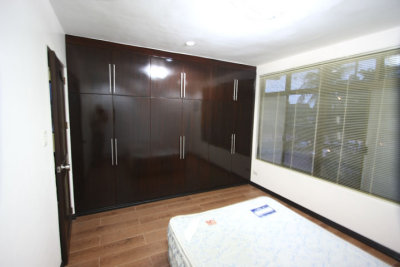 3rd bedroom2.jpg