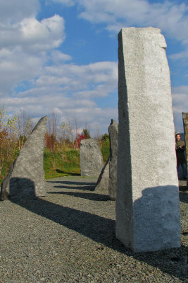 Henge5006w.jpg