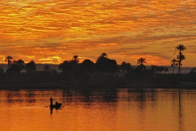 EdfuSunrise0955w.jpg