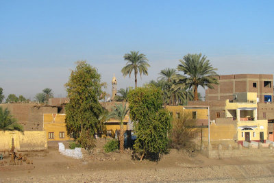 NileBank0992w.jpg