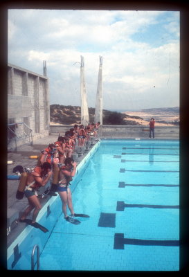 Zvika Lahav gives course to Wingate Students 1974