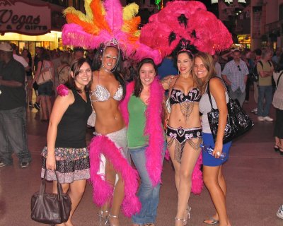 Showgirls in downtown Vegas