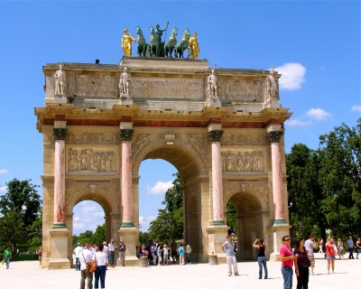 Arc de Triomphe built during Napoleans rule.JPG