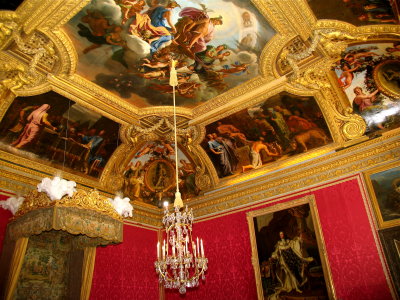 Ceiling in this bedroom fit for a King or Queen