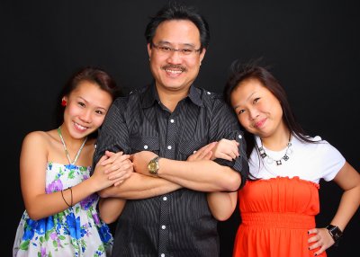 Simon Tan's family