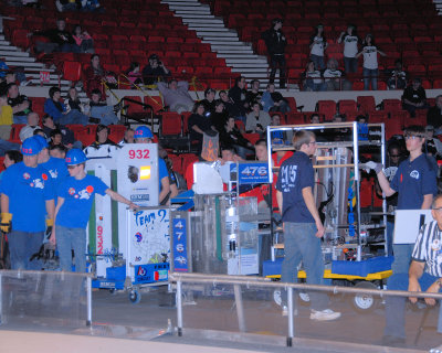 Waiting for semifinals match