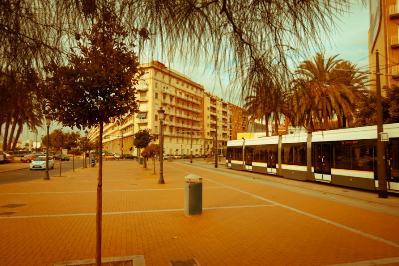 Valencia-Grau station