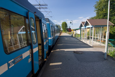 train at Krsta station 2