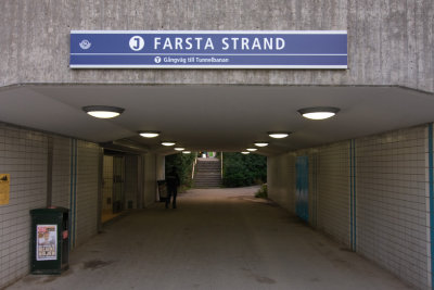 Farsta Strand commuter station