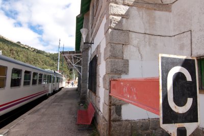 Cotos station