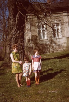 Ursel and Heike and Ute Willers 1968