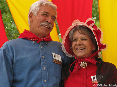 Couple with Sociedad Colonial