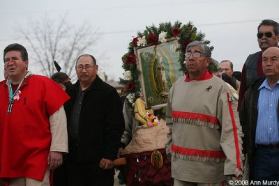 Carrying Our Lady in procession