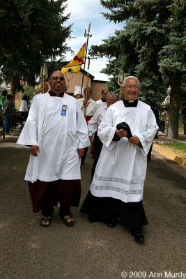 Priests leaving El Rosario