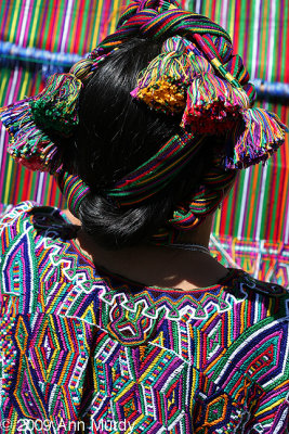 Sabina Ramirez weaving