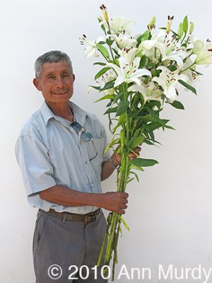 Seor Mendoza with lilies