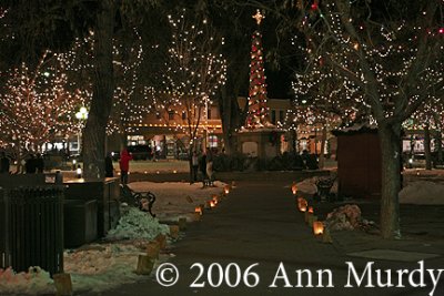 Christmas Eve on the Plaza