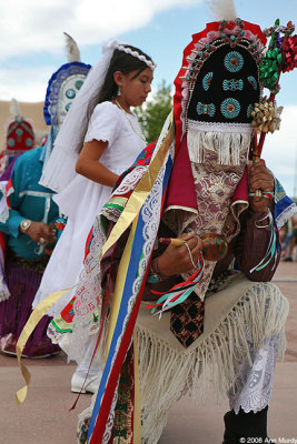 Jemez Malinche dancing around danzantes