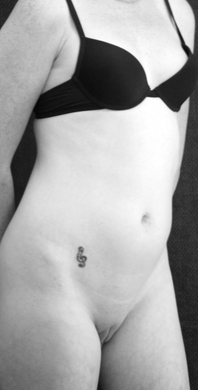 bra pussy navel