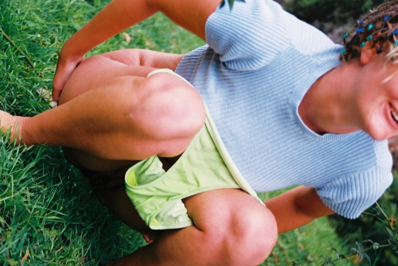 Angel squat wet panties