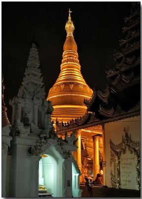 Shwedagon Pagoda, Yangon