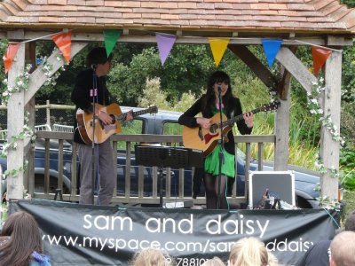 Sam & Daisy On The Bandstand