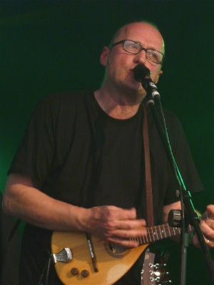 Adrian Edmondson