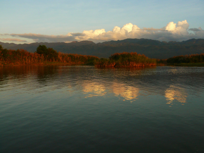 Sunset over Inle.jpg