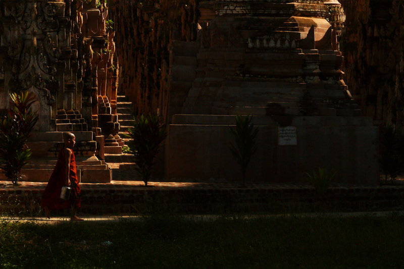 Monk at Kakku.jpg