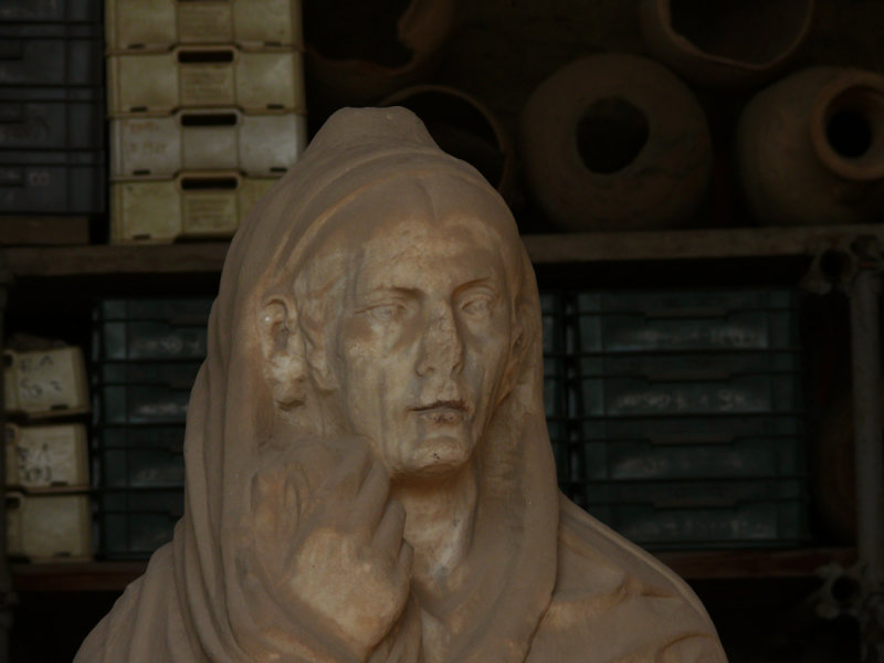Dusty statue Pompei web.jpg