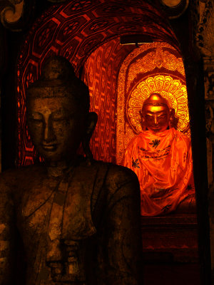 Two buddhas.jpg