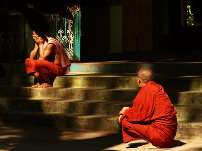Two monks sitting Maha Ganayon.jpg