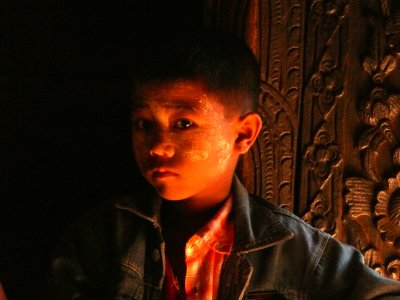 Boy at Bagaya Kyaung in Inwa.jpg