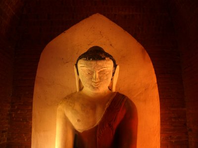 Buddha in Bagan 3.jpg