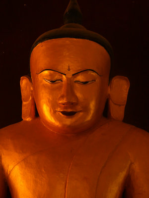 Buddha in Bagan 7.jpg